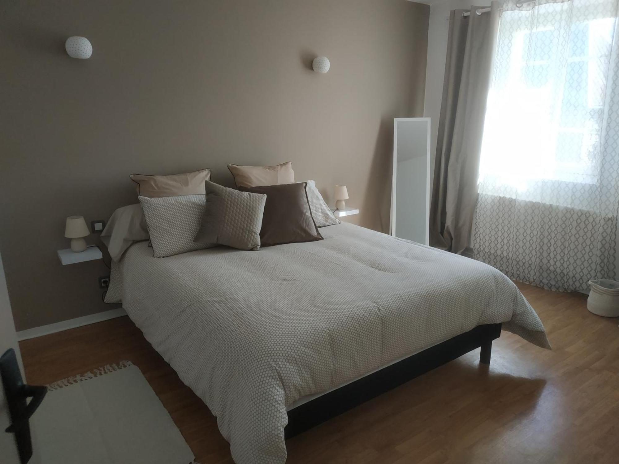 Apartment Grand Cosy Dans Saint-Pierre (Jura)